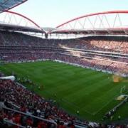 Quelle est la capacité de ce stade (Lisbonne Luz PORTUGAL) ?